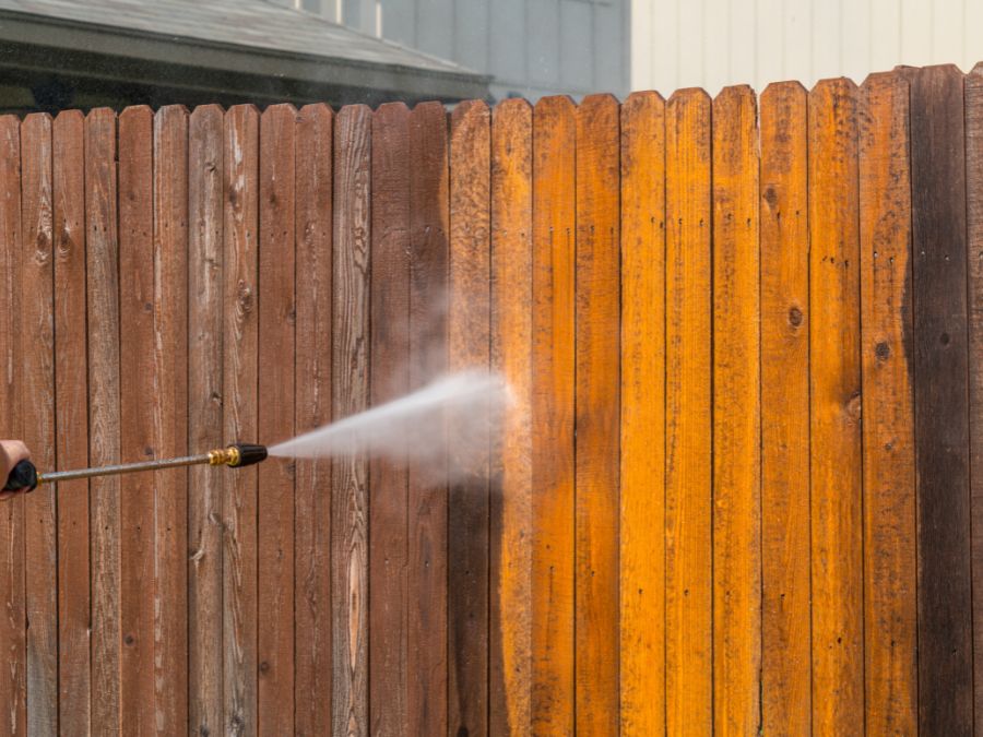 Fence Cleaning From Coastal Breeze Softwash